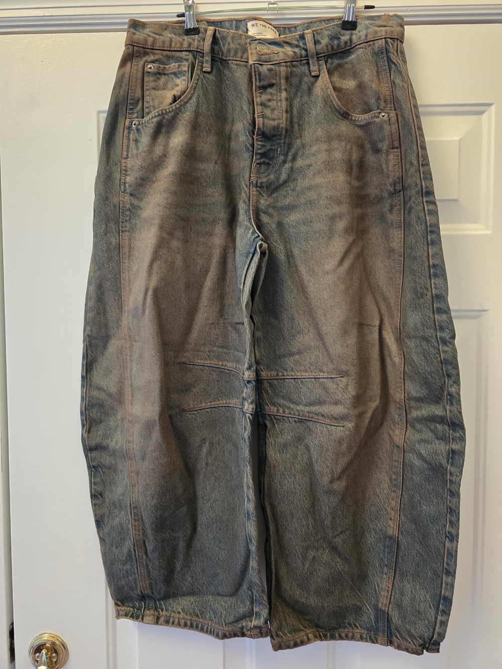 NWOT We The Free Good Luck Blue/Brown Barrel Jeans - 30